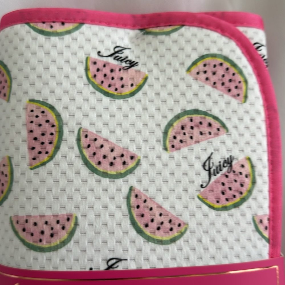 Juicy Couture Set of 2 Pink Watermelon Oven Mitts and 2 Dish Drying Mats - NWT - Picture 8 of 8